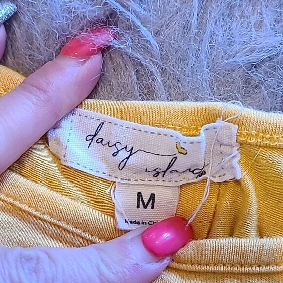 Daisy island womens soft yellow tshirt dress with button down back‎ size medium - Picture 2 of 4